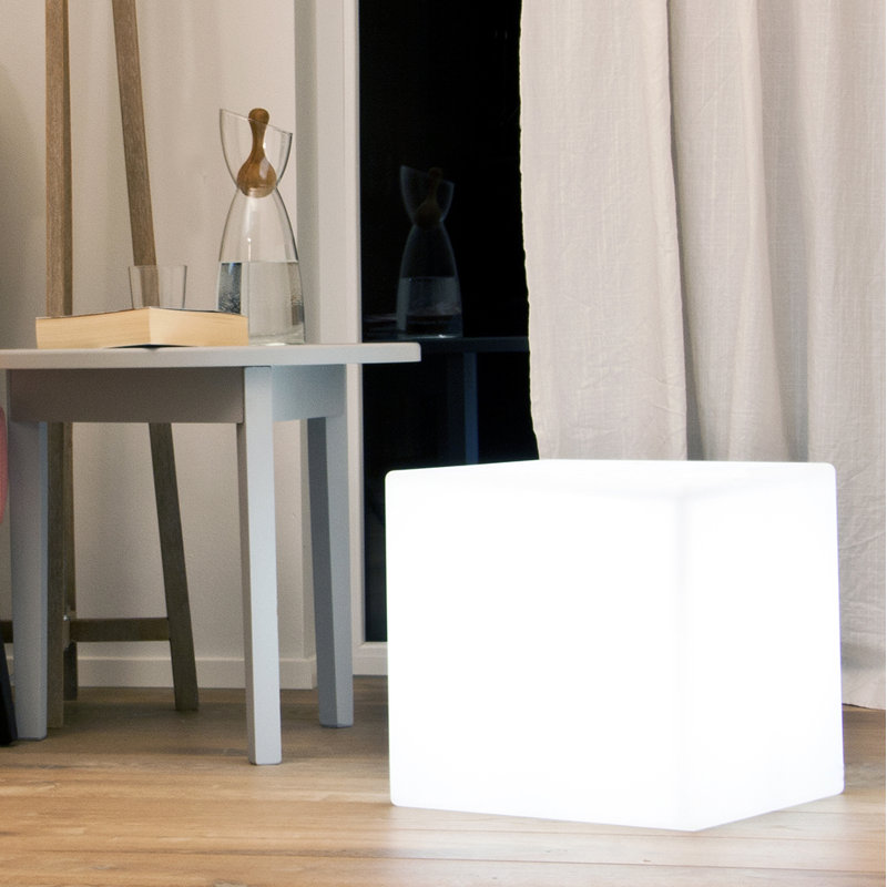 Outdoor floor lamp Aragorn, 33cm H x 33cm W x 33cm D