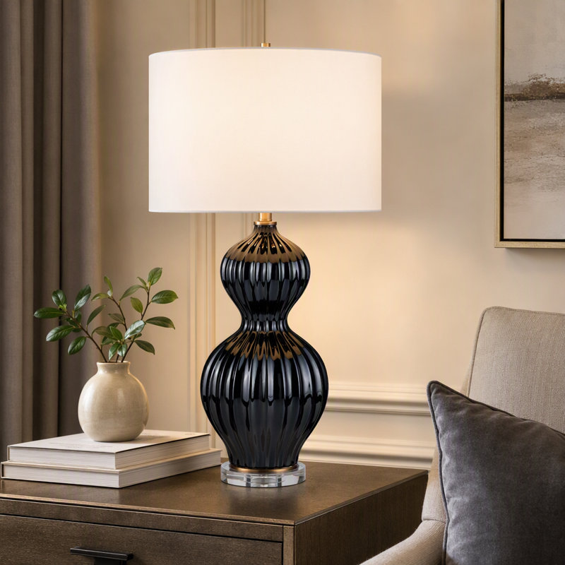 Lampe de table noire polie de 82 cm (32,25 po) de hauteur avec base en cristal et abat-jour en lin blanc