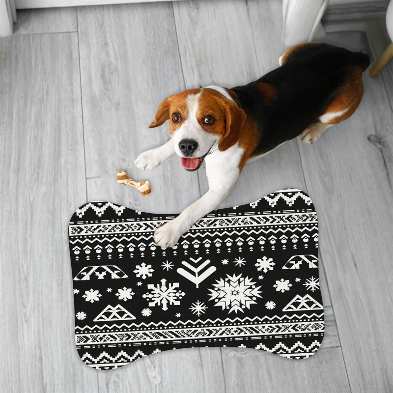 Winter Warmth - 1 Piece Bone Shape Feeding Mat, 14"