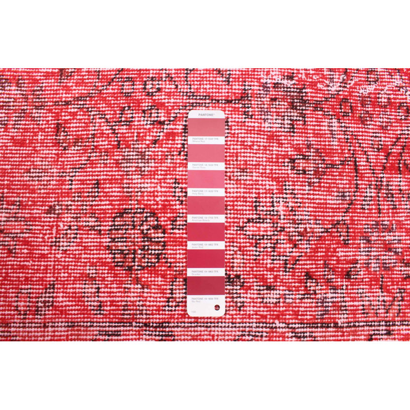 Tapis rouge foncé à transition de couleur 5 pi 4 po x 8 pi 8 po