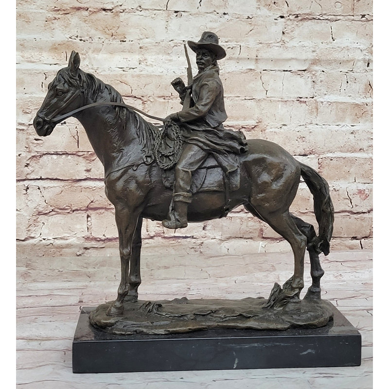 Figurines et sculptures