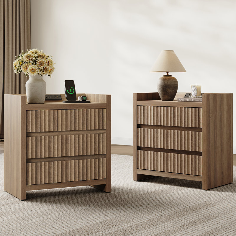 Modern 3-Drawer Fluted Nightstand with Charging Station, Wood Bedside Table with USB, Small Bedroom End Table with Storage for Living Room