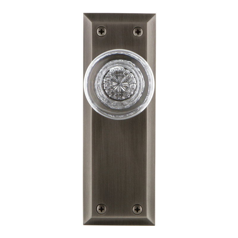 Grandeur Fifth Avenue Plate Privacy with Bordeaux Crystal Door Knob, Antique Pewter, 2 3/4"