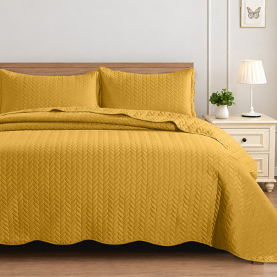 Oxford Homeware Embossed Microfiber Queen Bedspread Set - Soft and Oversized Bedding Set with Matching Shams