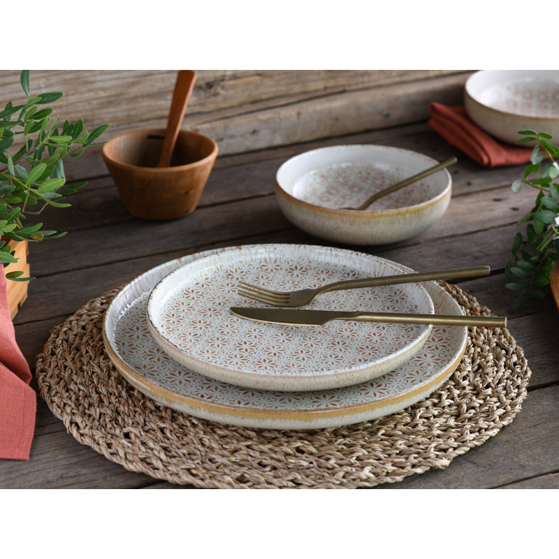 Uno Piece Stoneware Dinnerware Set - Service for 4, Red/Beige/Ivory