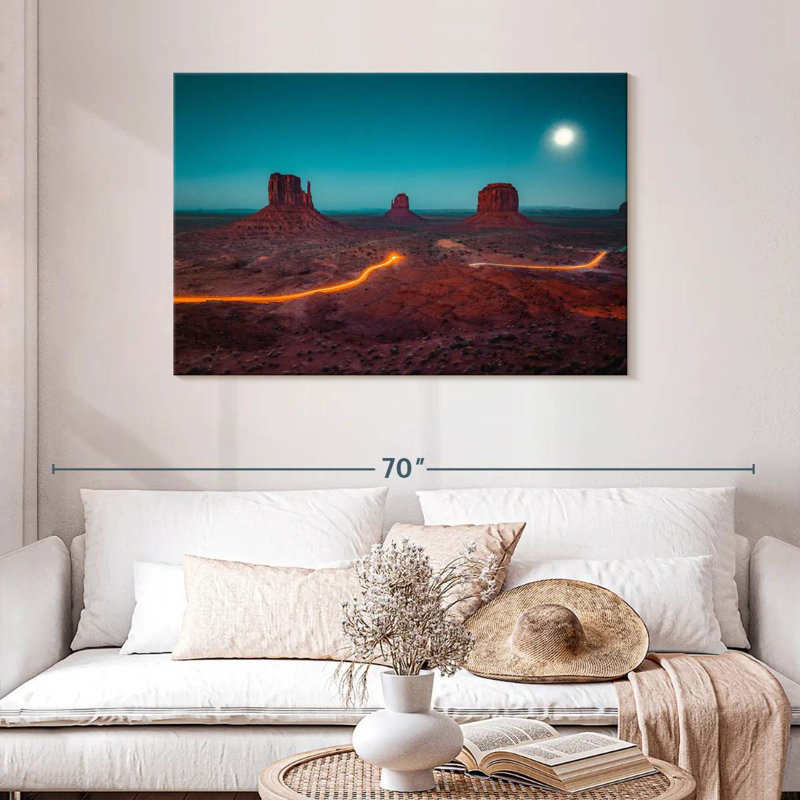 Lune d'Alvord au-dessus de Monument Valley, H 30 po x l 45 po