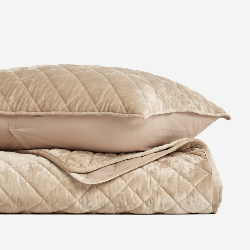 Luxury Diamond Crushed Velvet Quilt Set, King Quilt + 2 King Shams, Taupe