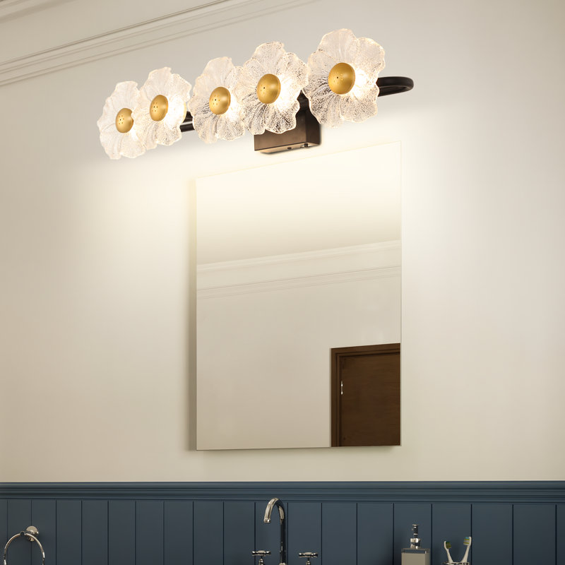 Éclairage pour meuble-lavabo à intensité variable MantoLite, Noir mat, H 8,2 po x l 26,7 po x P 5,9 po, 5 Lights