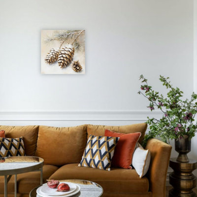 Pomme de pin beige rustique avec branches enneigées, hiver chaud, art mural 24 po x 24 po