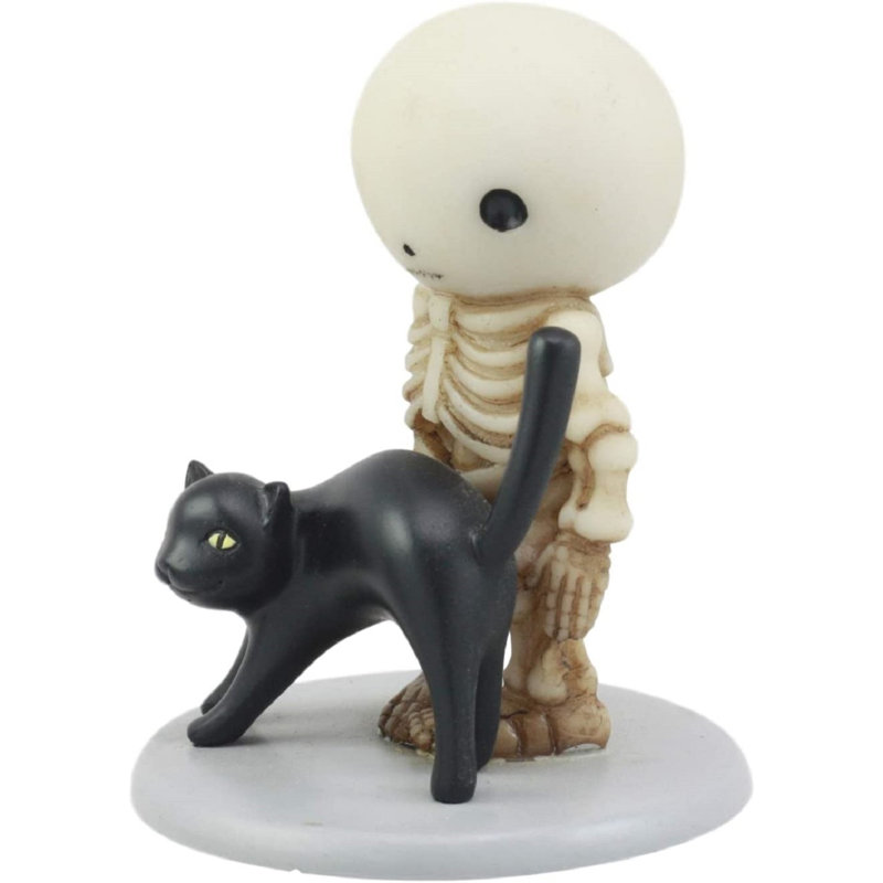 Davaris «Lucky the Boy» rencontre un chat noir