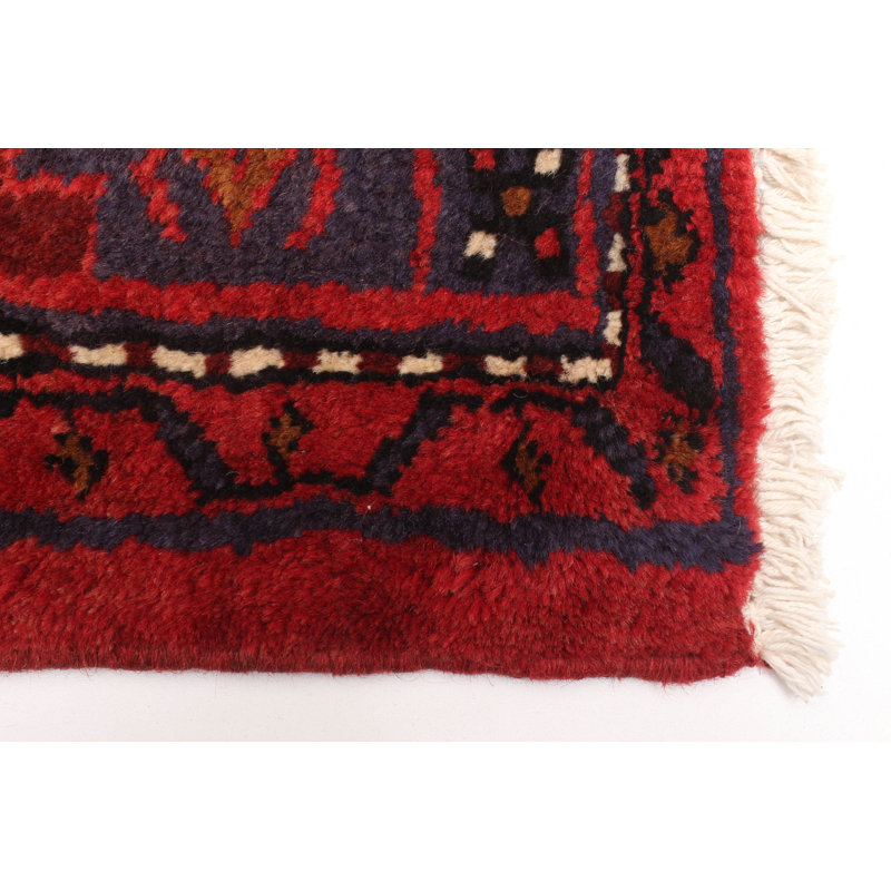 Tapis rouge Anadol 4 pi 7 po x 6 pi 11 po