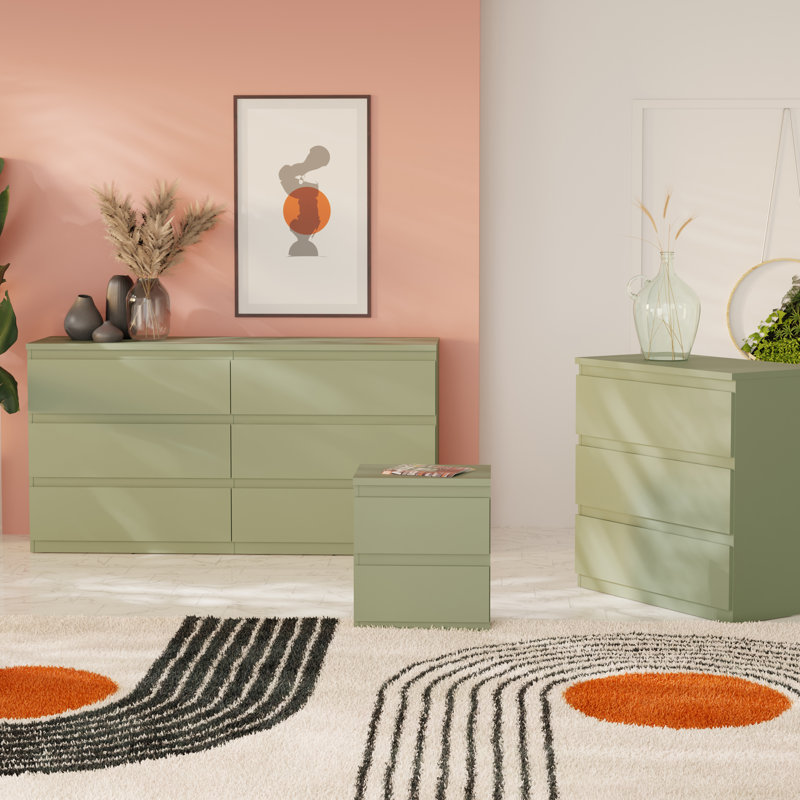 Priyaka 154 cm W Chest of 6 Drawers, Green
