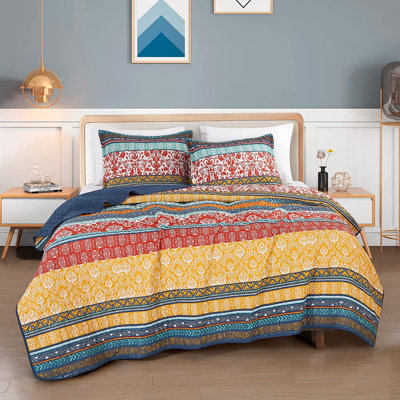 Amara Boho Floral Red/Yellow/White Quilt Set
