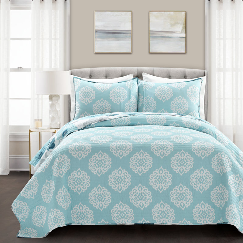 Leah Blue Floral Reversible Microfiber Full Quilt Set