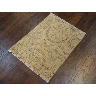 Tapis noir / jaune unique 2 pi x 3 pi Brylen