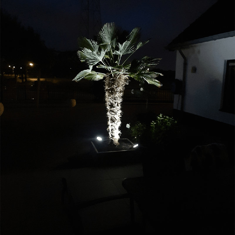 Levante Solar Powered Integrated LED Spotlight