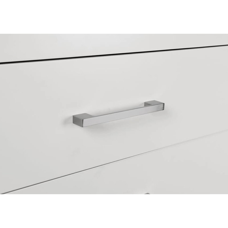 Table de chevet blanc crème avec deux tiroirs et une touche de modernité