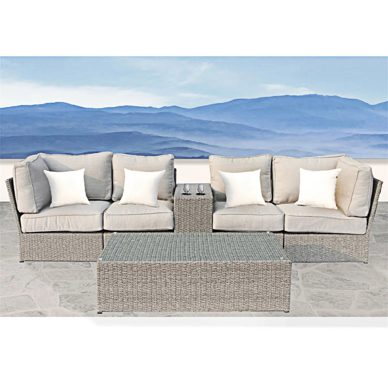 4-Seat Outdoor Wicker Conversation Set With Cushions