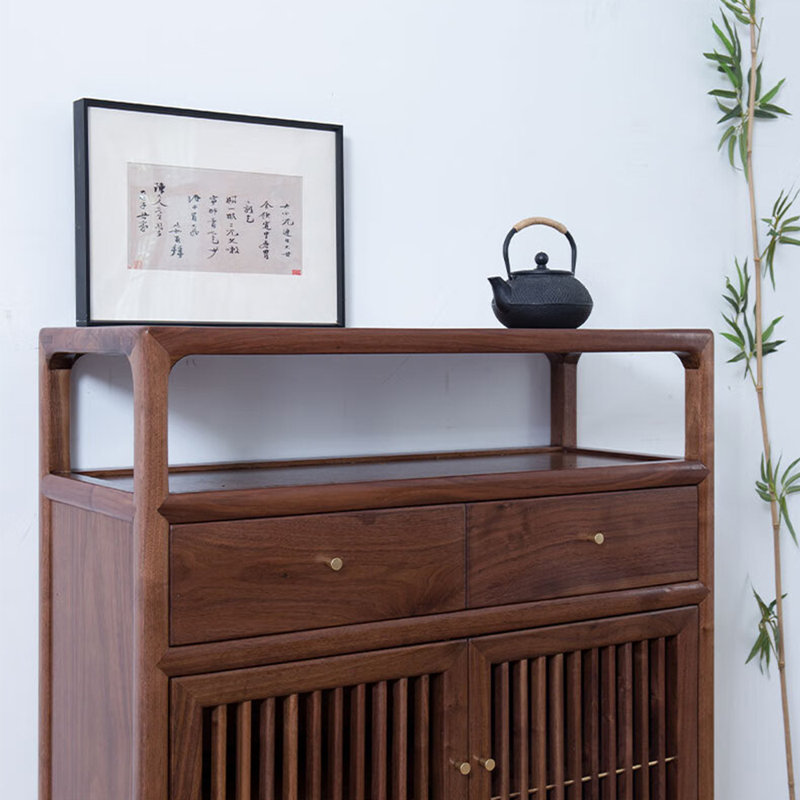 Petite armoire à chaussures de style chinois