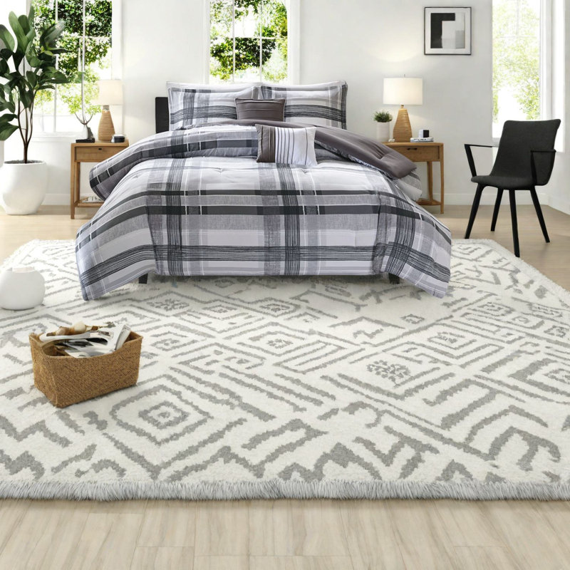 Modern Hypoallergenic Bedding Sets, Soft Polyester Plaid Design For Home