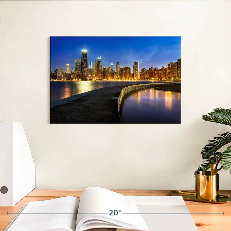 Aletra Chicago Lights, 8" H x 12" W
