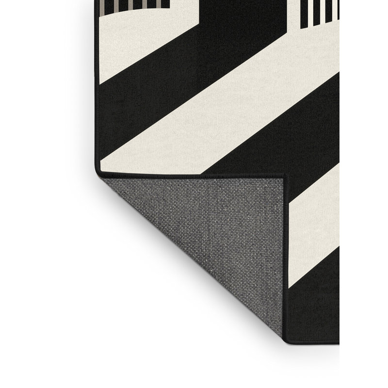 Soft Plush Ebbert Classic Striped Area Rug in Brown – Black Binding, 6' Round