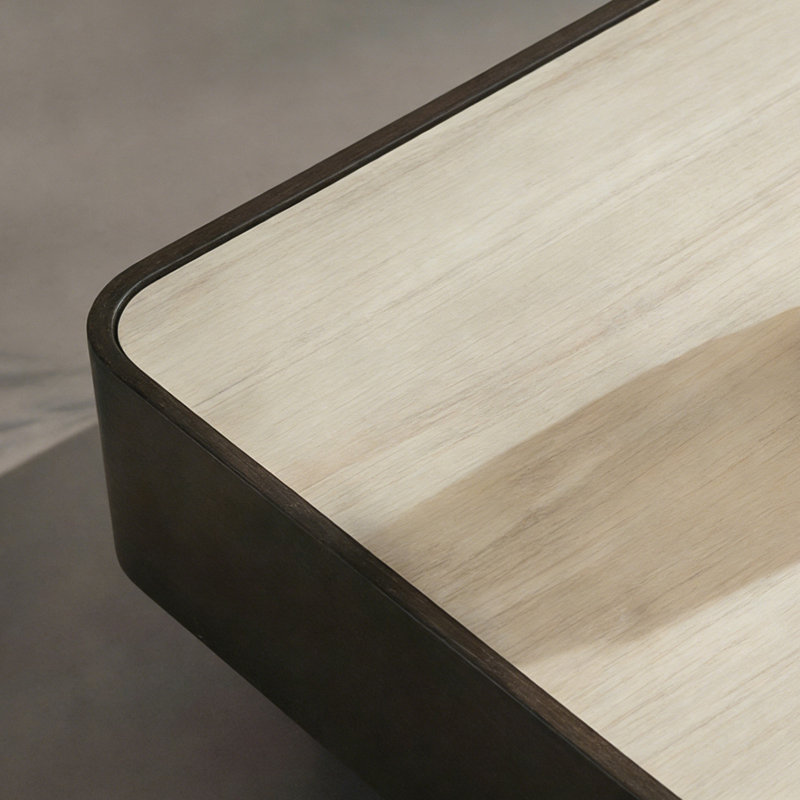 Table basse moderne avec rangement artistique