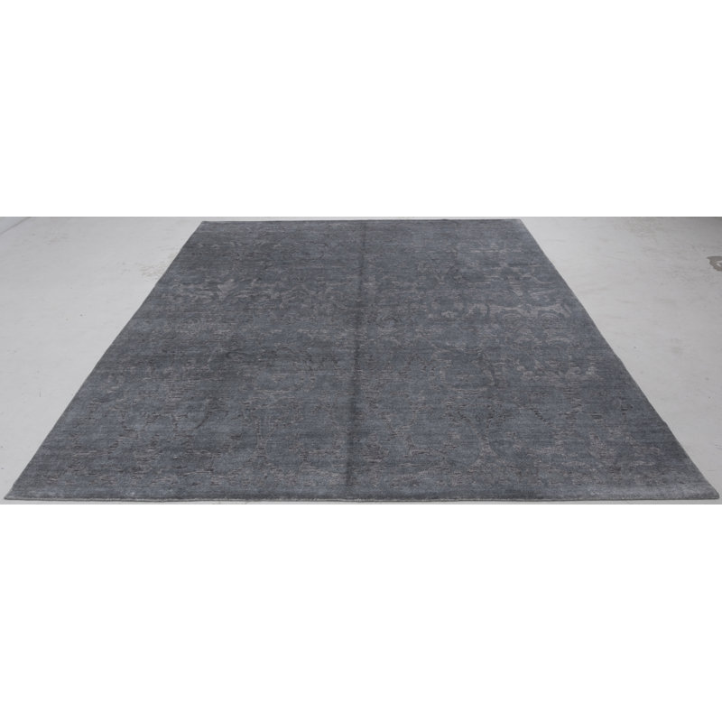 Handmade Cotton and Silk Abstract Area Rug