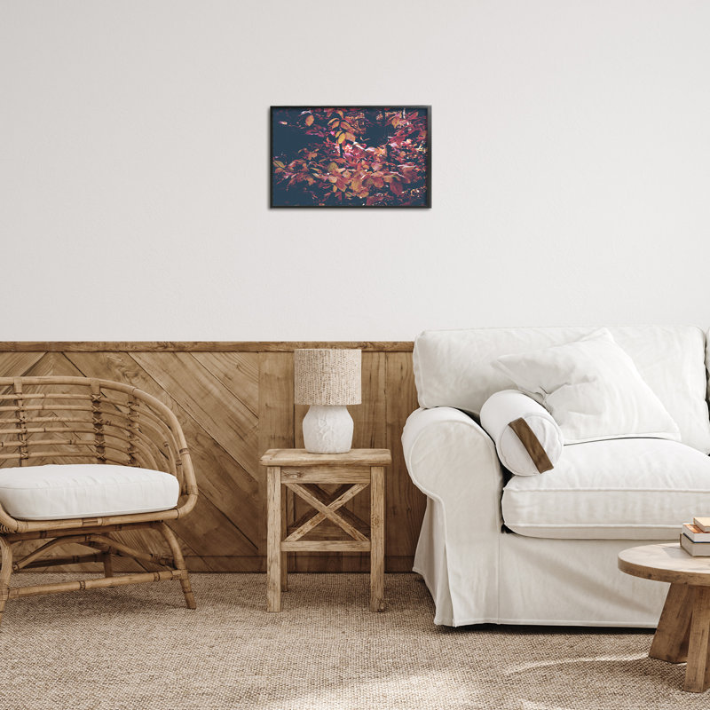 Dicky Forest Leaves, giclée encadrée, design par Gemma Bardot, H 12 po x l 18 po, Giclée encadrée noir minuit