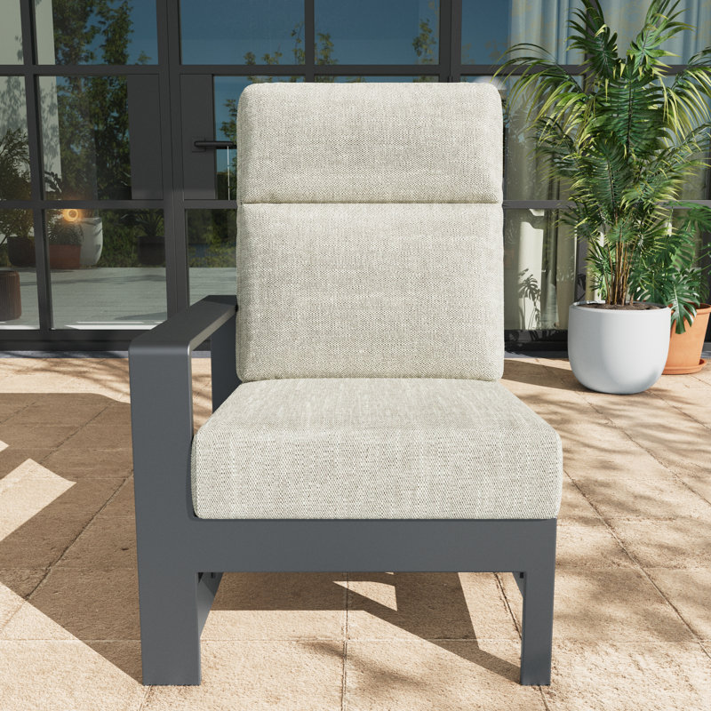 Outdoor Lounge Chair