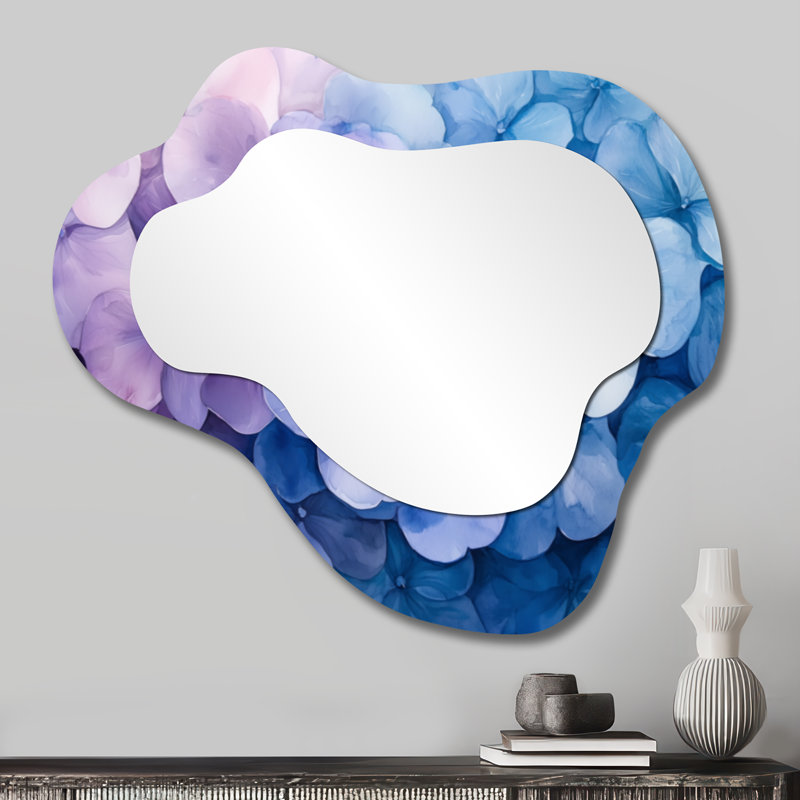 Hortensia en aquarelle délavée à l'encre mauve I - miroir mural asymétrique hydrangée, miroir de coiffeuse traditionnel, imprimé sur métal
