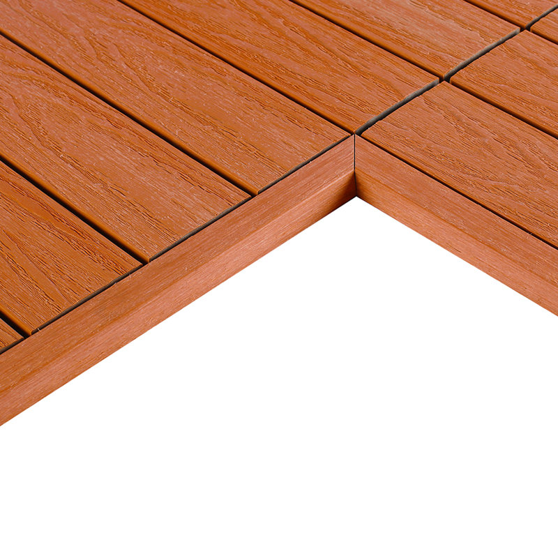 Garniture de terrasse en coin 12 po x 1 po, Rouge