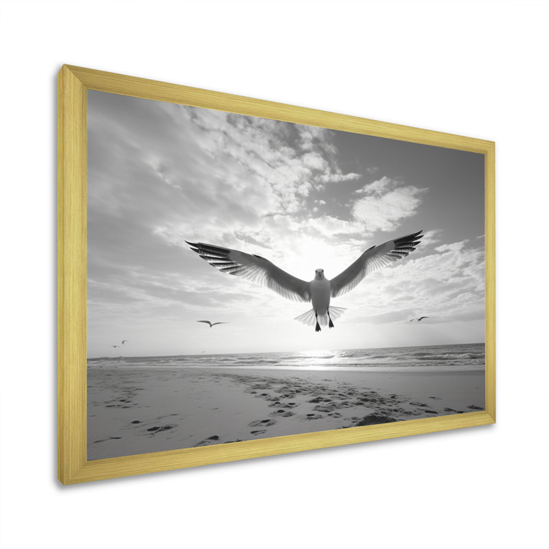 Gray Beach Seagulls In Flight II, reproduction d'art sur toile, Cadre doré à une seule photo, H 12 po x l 20 po x P 1 po