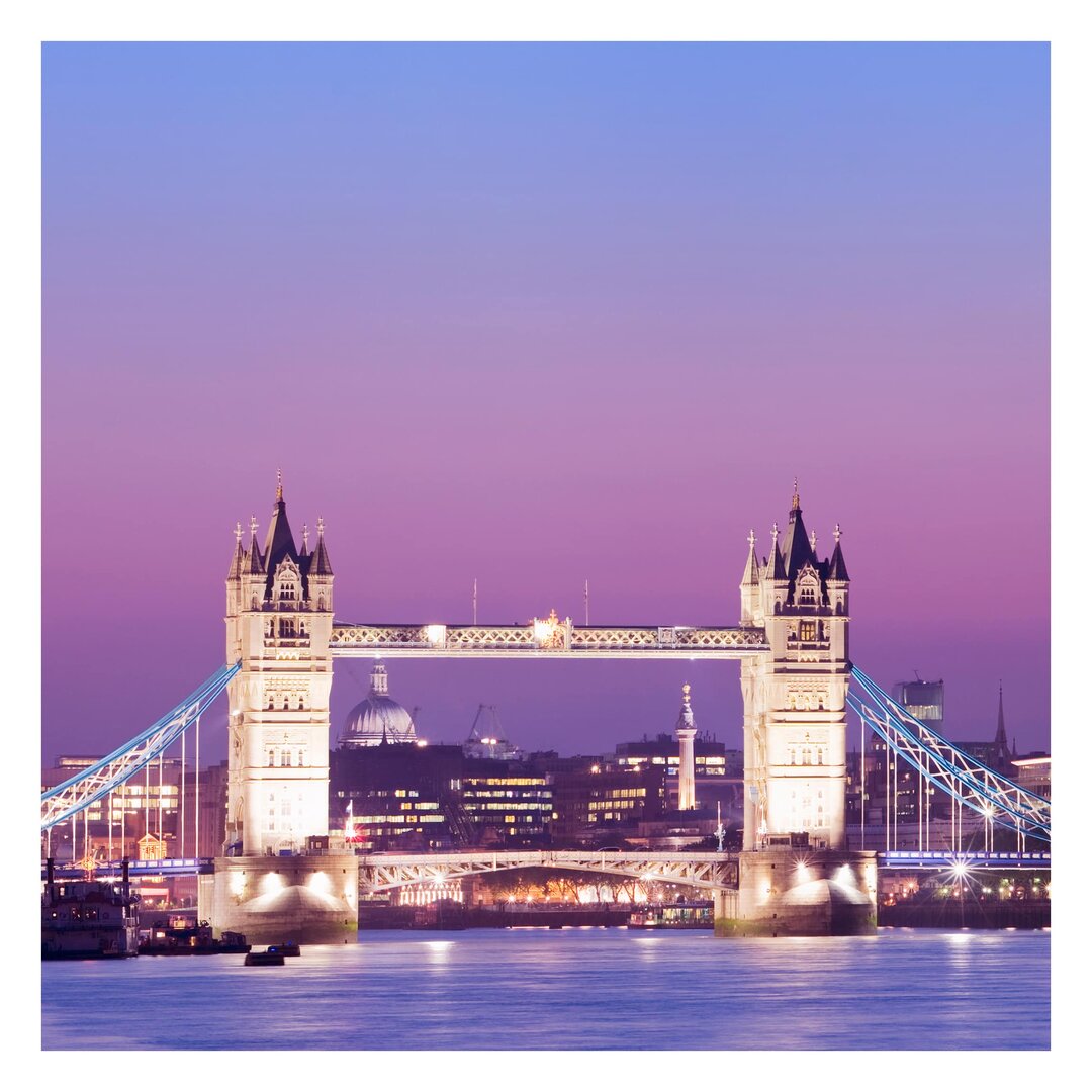 Matte Fototapete Tower Bridge in London bei Nacht 2,88 m x 288 cm