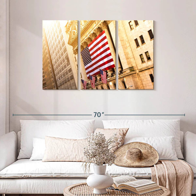 NY Building American Flag, 28" H x 45" W