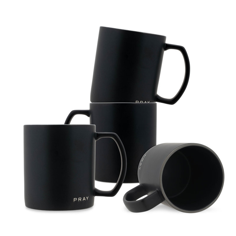 Paquet de 4 tasses en céramique noire prier