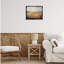 Vaste pré avec cadre flottant fleurs subtiles, design par Franklyn Gregory-579285280-579285283