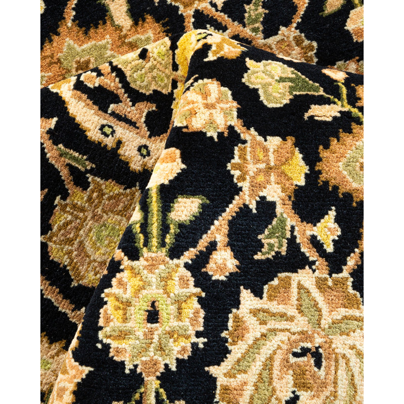 Classic One-of-a-Kind 6' 1" X 9' 1" Hand Knotted Area Rug
