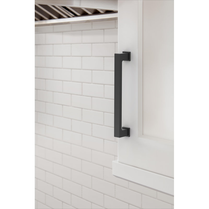 Bridgeport 5-1/16 inch (128mm) Center-to-Center Matte Black Cabinet Pull - 10 Pack, Matte Black