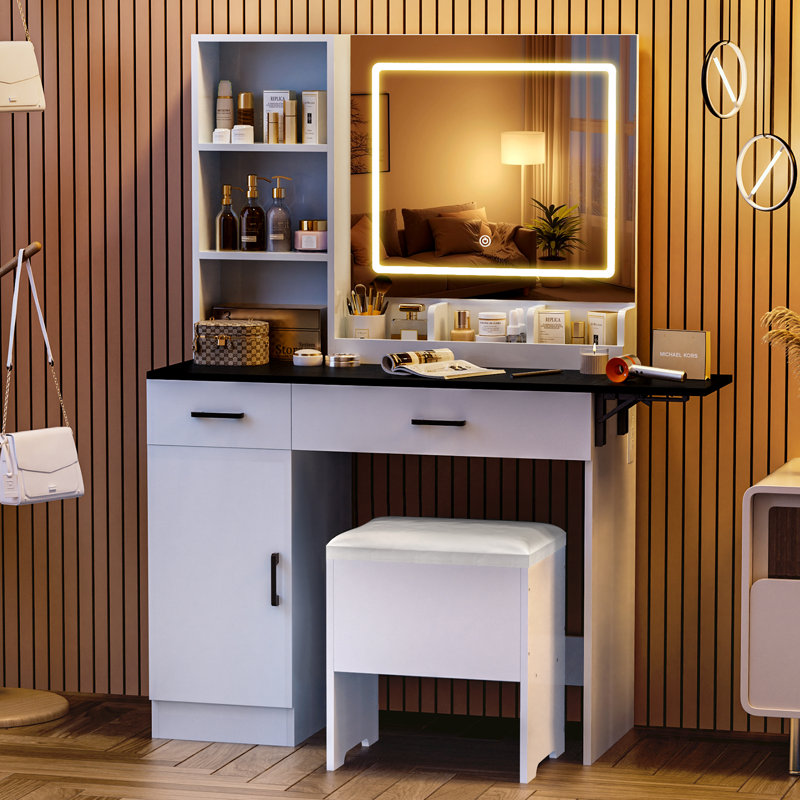 Coiffeuse avec miroir et lumières