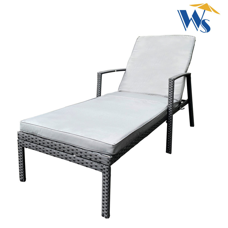 Chaise longue d'extérieur en métal Krishnendu