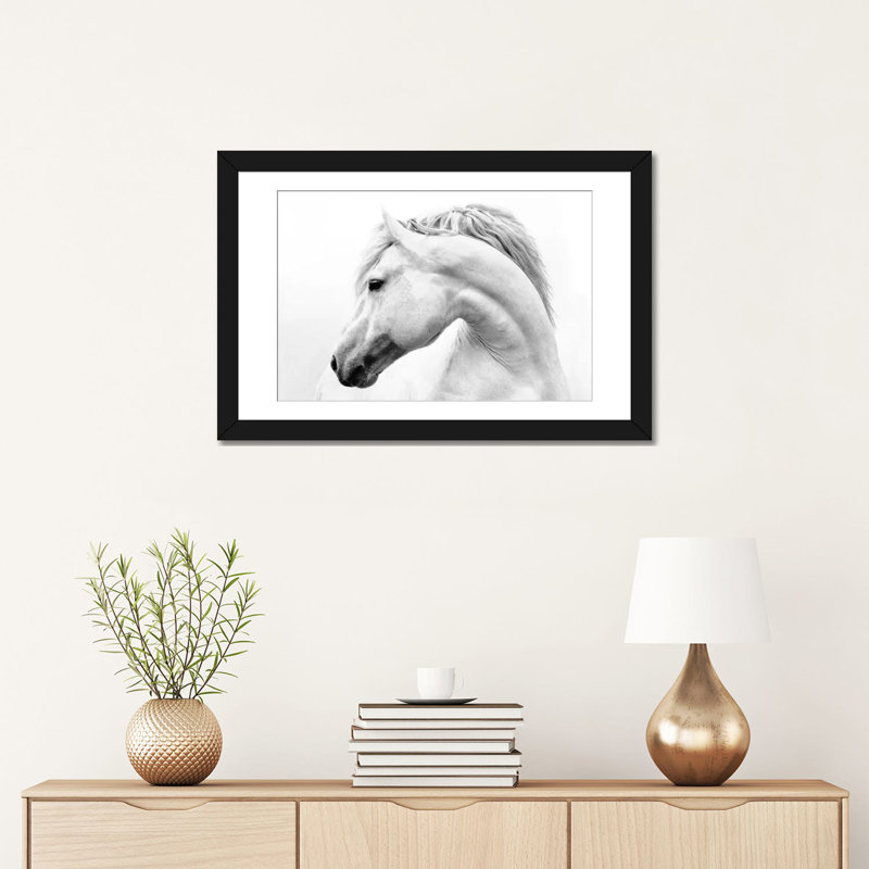 «Head Turner», impression sur toile, Papier d'art encadré noir, Blanc, H 16 po x l 24 po x P 1 po