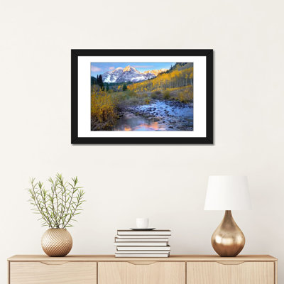 «Maroon Bells and Maroon Creek in Autumn, Colorado», reproduction de photo sur toile