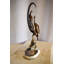 Statue abstraite et géométrique en bronze 16 po x 9 po x H 28 po