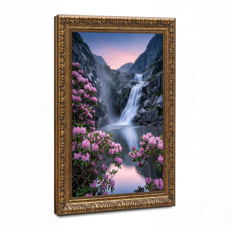 Art mural sur toile Misty Waterfall Over Gray Rocks, H 18 po x l 12 po