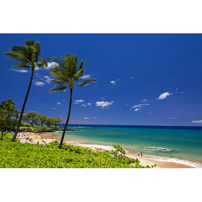 " Maluaka Beach " by 7Michael