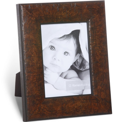 Wood Embossed Picture Frame