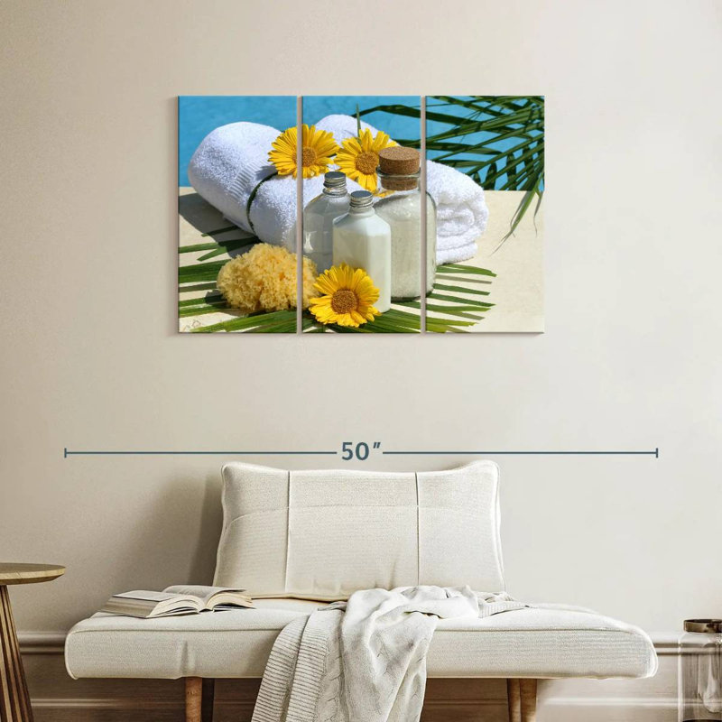 Kerrick Poolside Spa Essentials, 24" H x 38" W