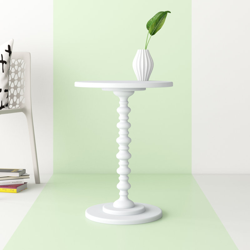 Pettegrow Spindle End Table, White