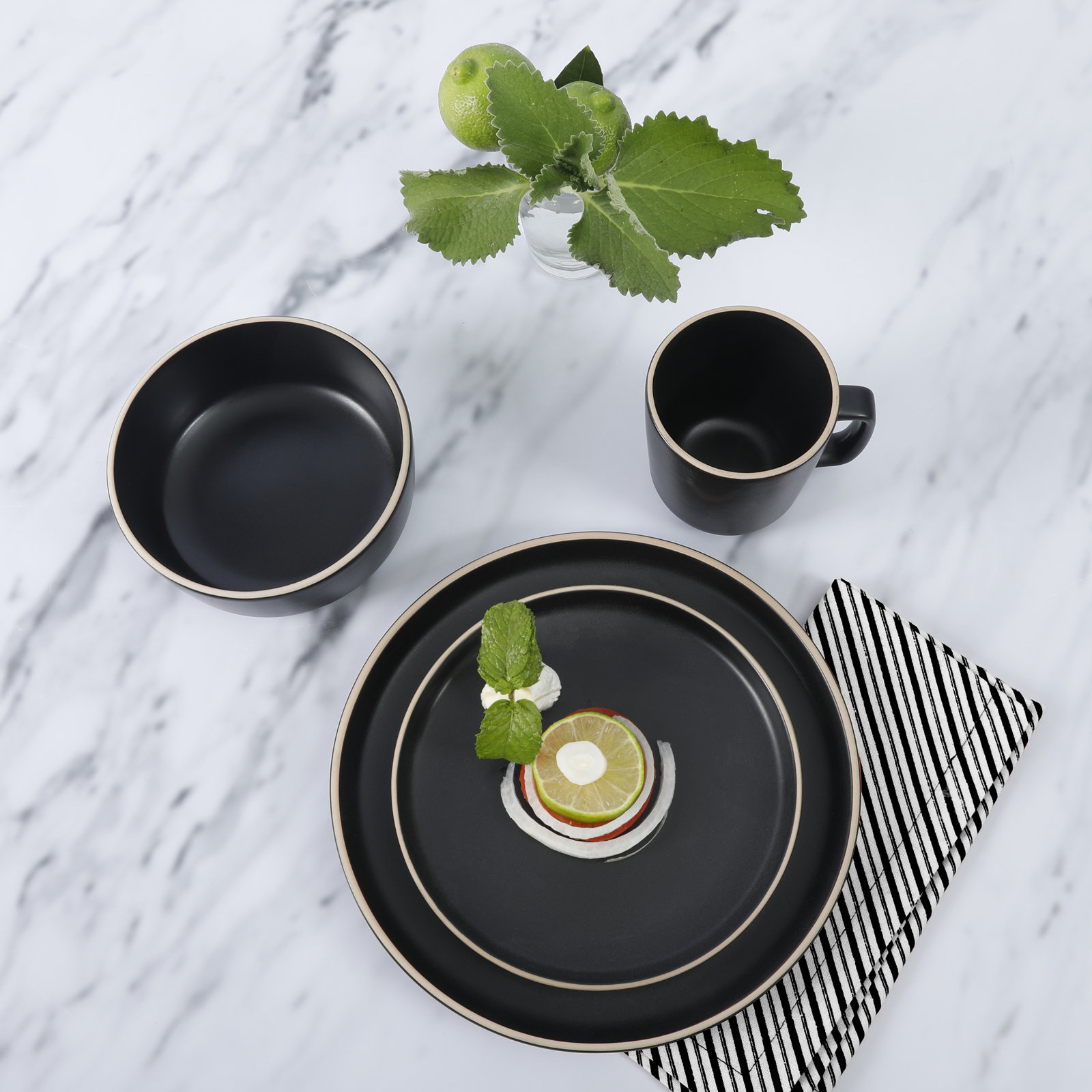 Zuma 16 Piece Dinnerware Set, Service for 4, Black